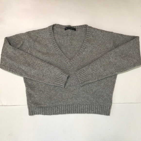 Brandy Melville Crop Top Bundle of Three - Picture 2 of 10